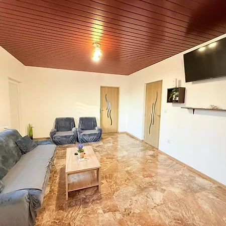 Casa Claudia Si Cristi *
